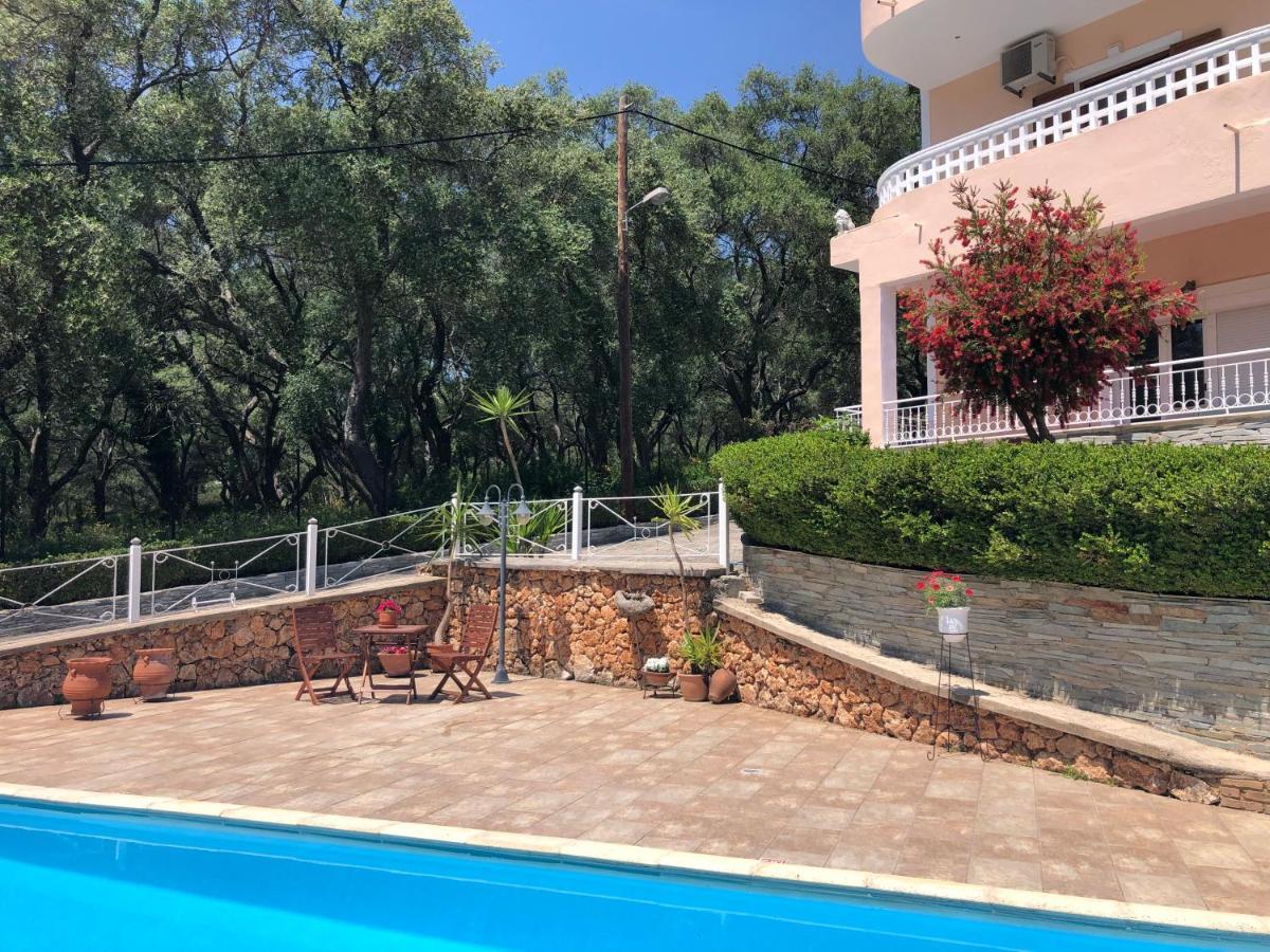 Aparthotel Golden Sun Parga Exterior foto