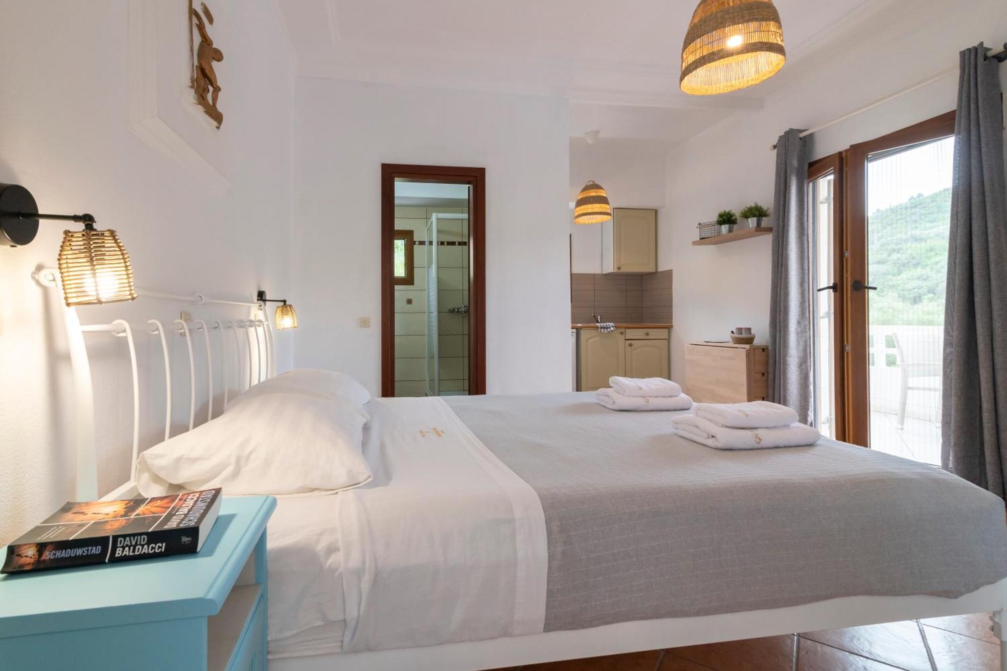 Aparthotel Golden Sun Parga Exterior foto