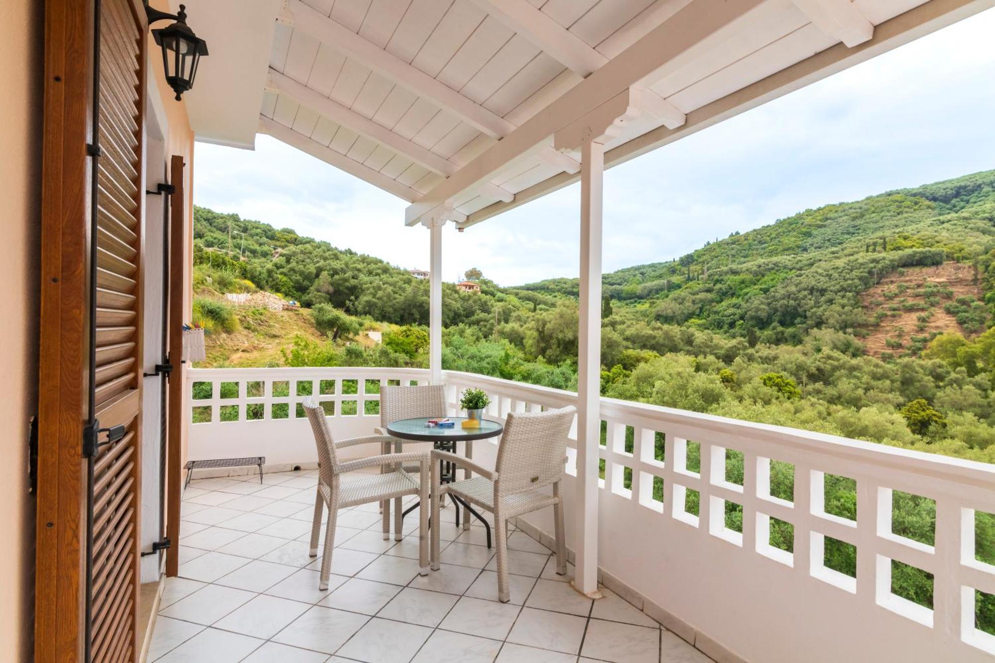 Aparthotel Golden Sun Parga Exterior foto